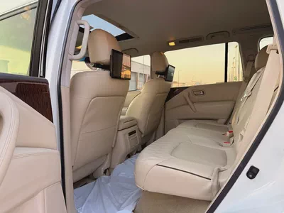 Nissan Patrol 2012 LE Platinum GCC Specs - Well Maintained-9