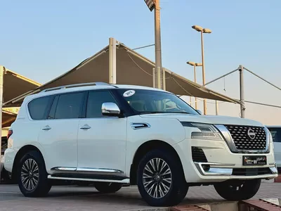 Nissan Patrol 2012 LE Platinum GCC Specs - Well Maintained-2