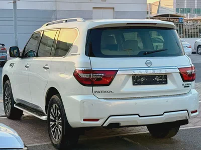 Nissan Patrol 2012 LE Platinum GCC Specs - Well Maintained-3