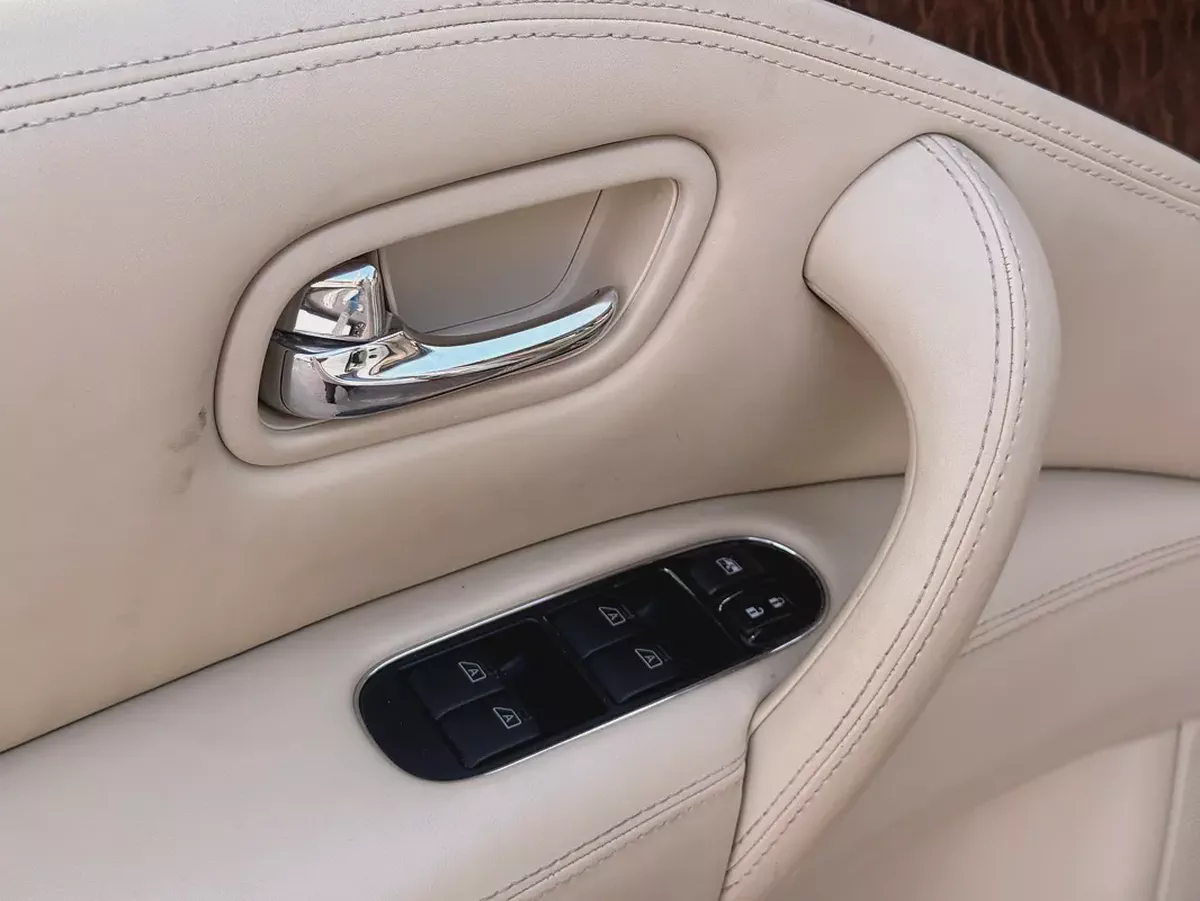 Nissan Patrol 2012 LE Platinum GCC Specs - Well Maintained-15-15
