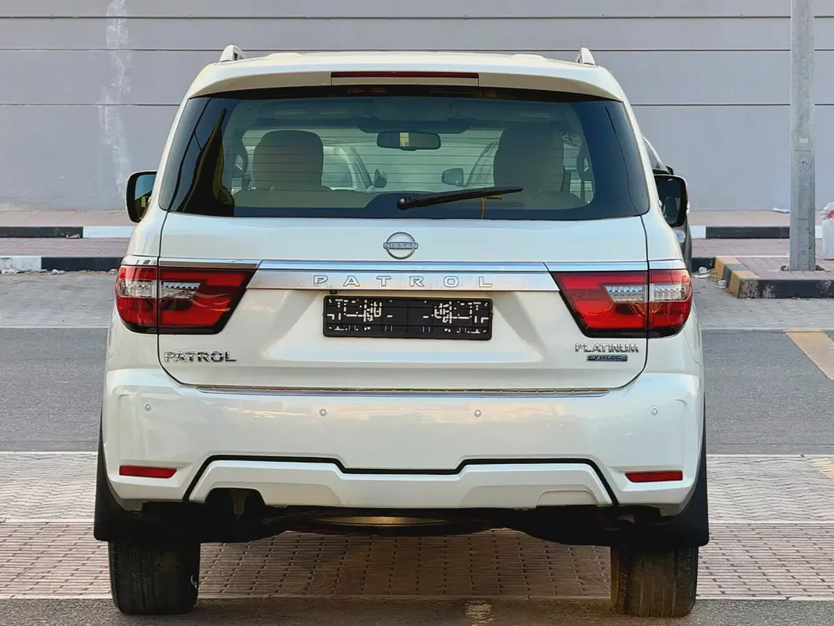 Nissan Patrol 2012 LE Platinum GCC Specs - Well Maintained-5-5