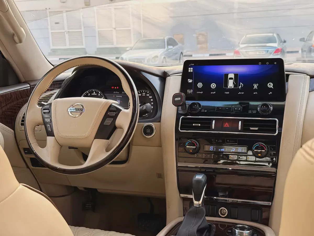 Nissan Patrol 2012 LE Platinum GCC Specs - Well Maintained-7-7