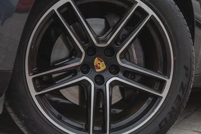 Porsche Macan 2019-14