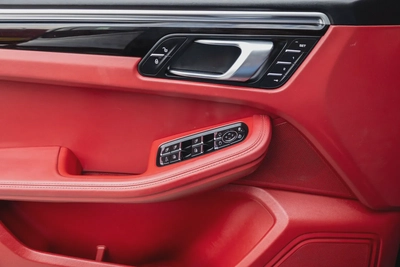 Porsche Macan 2019-15