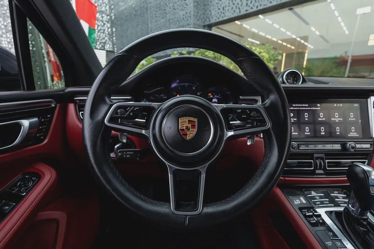 Porsche Macan 2019-12-12