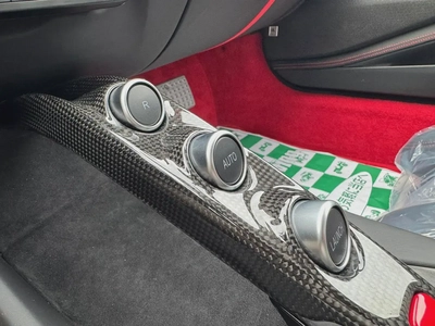 Ferrari 812 superfast 2019 Japanese Specs - V12-17