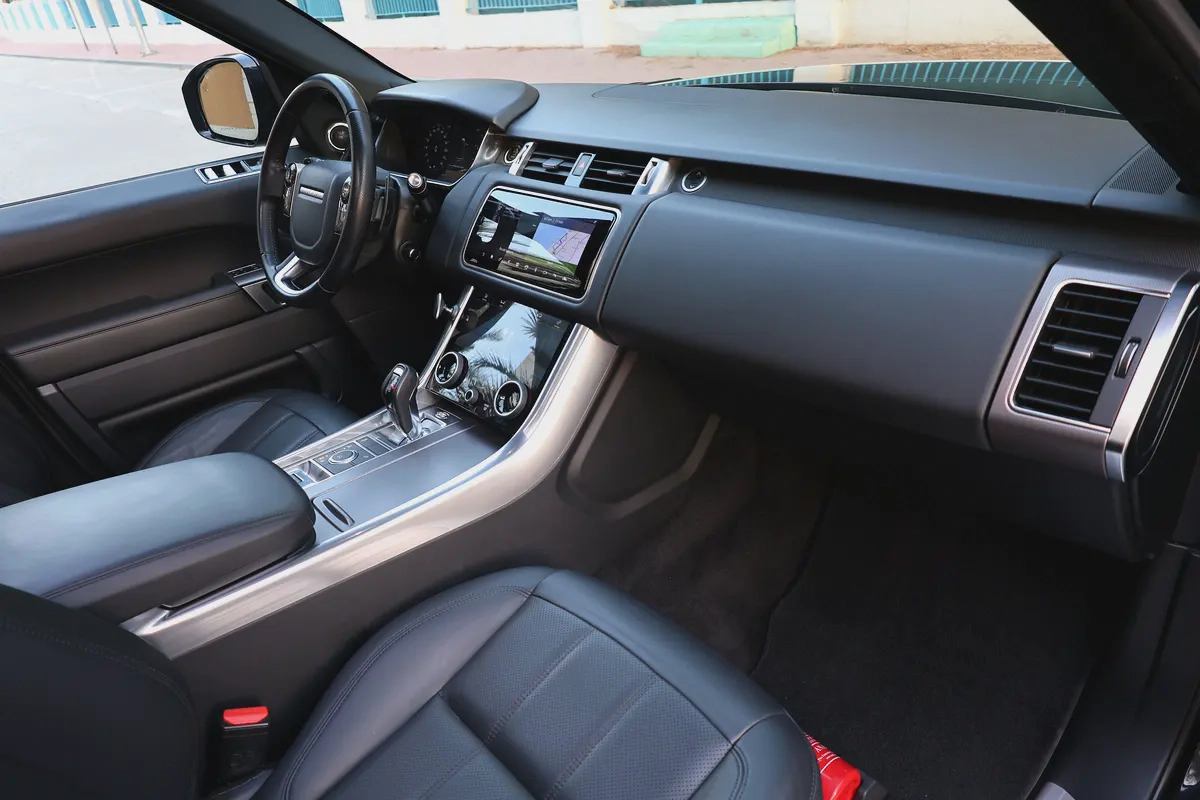 Range Rover Sport -2020-142000KM-GCC SPECS-EXCELLENT CONDITION SVR KIT at agency fix-16-16