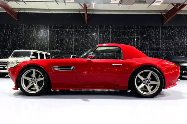 BMW Z8 2002 | GCC Specs | Excellent | 4.9L V8 | 6 Speed Manual