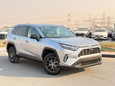 Toyota RAV4 LE Toyota RAV4 4X4 2024-0