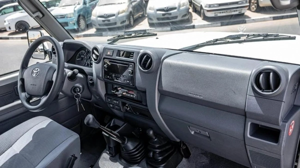 Toyota Land Cruiser 70 LAND CRUISER HARDTOP 5DOOR 4.5L