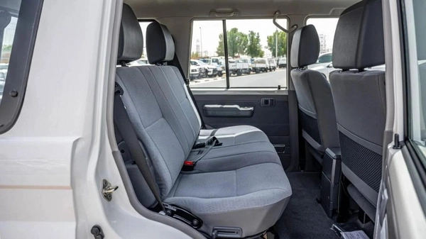 Toyota Land Cruiser 70 LAND CRUISER HARDTOP 5DOOR 4.5L