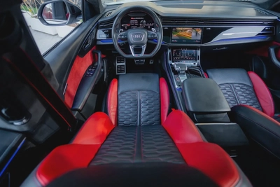 Audi RS Q8 2022-7