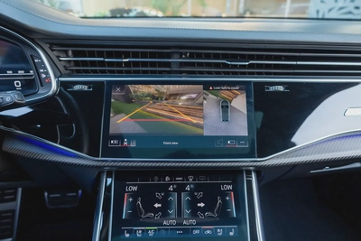 Audi RS Q8 2022-9