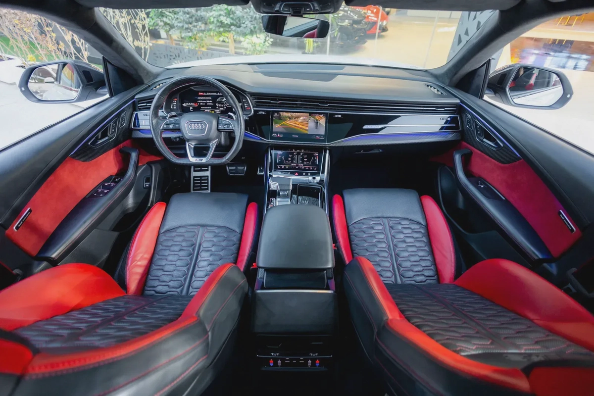 Audi RS Q8 2022-12-12