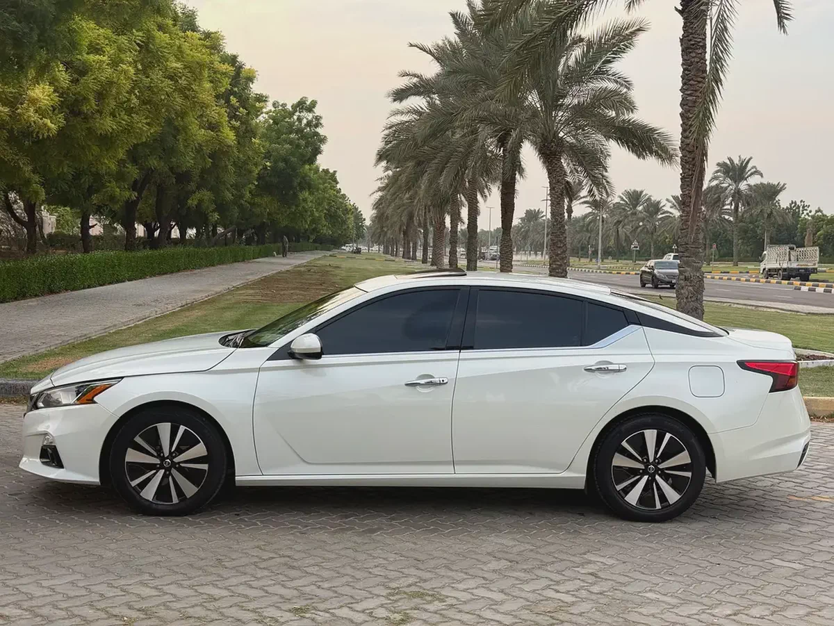 2021 Nissan Altima SV GCC Specs for Sale-4-4