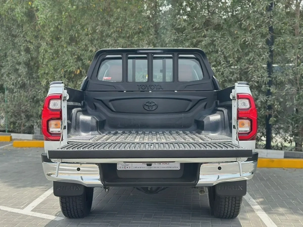 Toyota Hilux / GCC/4WD / 2,7 petrol /Double Cab
