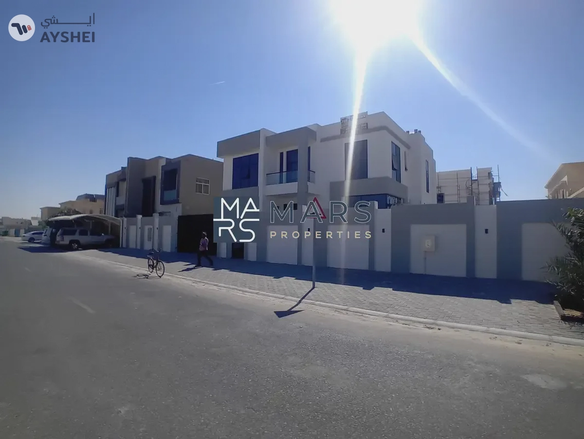 Brand-new | luxury | biggest layout | Modern style | Ready to move