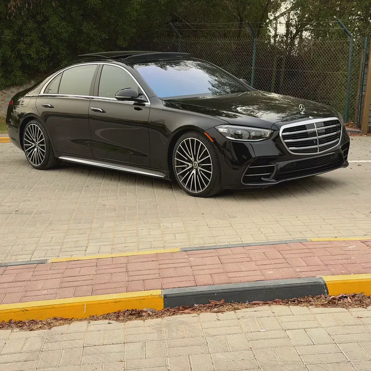 :  2021 Mercedes-Benz S580 Luxury Sedan | Full Option | Panoramic Roof | Clean-19-19