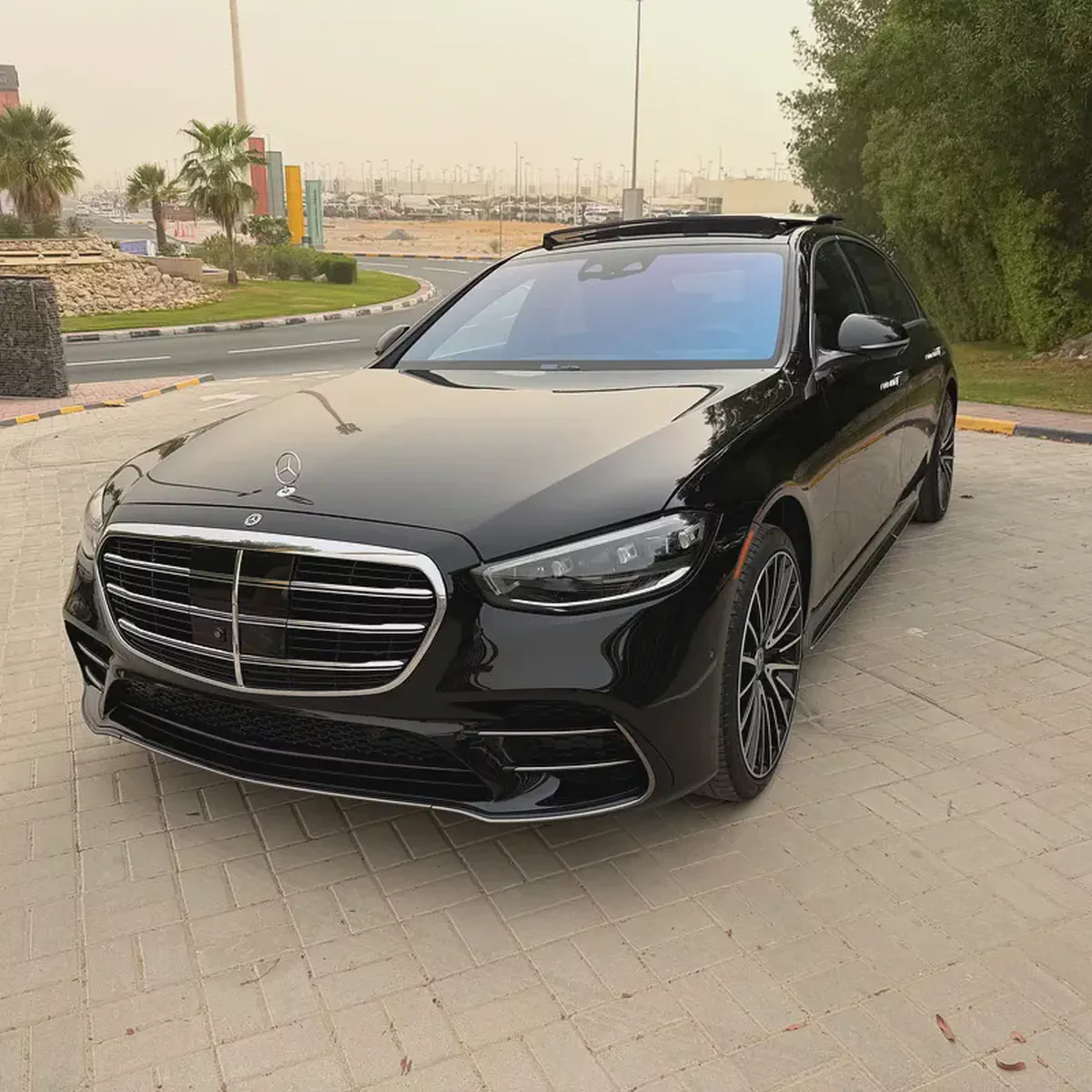 :  2021 Mercedes-Benz S580 Luxury Sedan | Full Option | Panoramic Roof | Clean-3-3