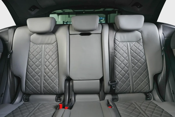 Audi Q8 S line-Super SUV-Bang  Olufsen Advanced 3D Sound system-Well Maintained