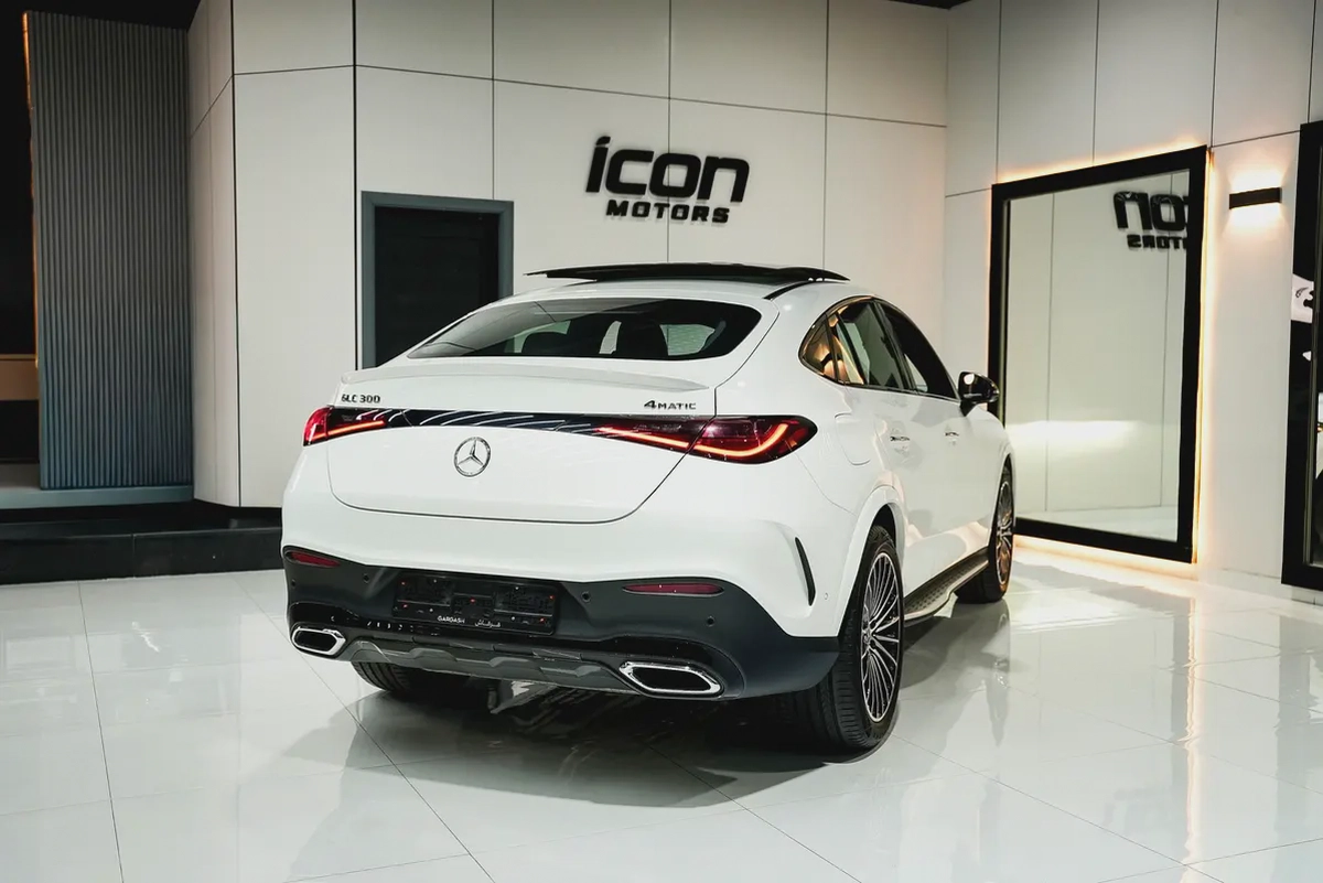 Mercedes-Benz GLC Coupe GLC 300 AMG 4MATIC-15-15