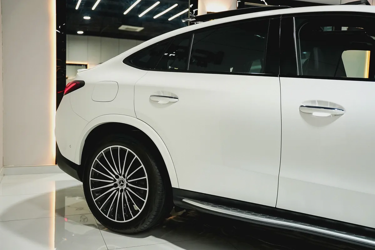 Mercedes-Benz GLC Coupe GLC 300 AMG 4MATIC-18-18