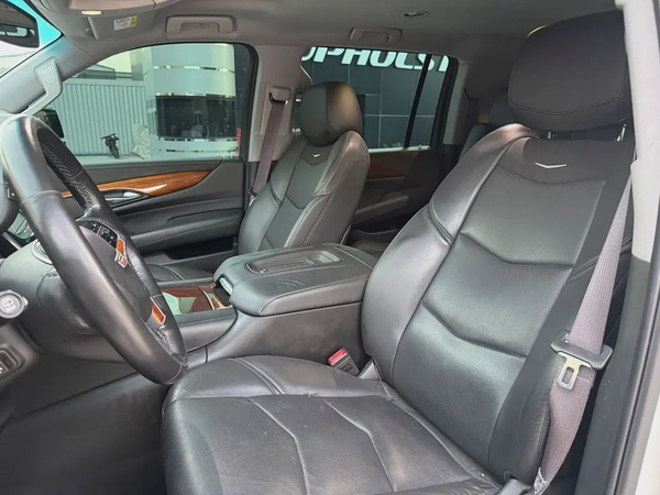 2017 Cadillac Escalade Premium Luxury Platinum - American Specs