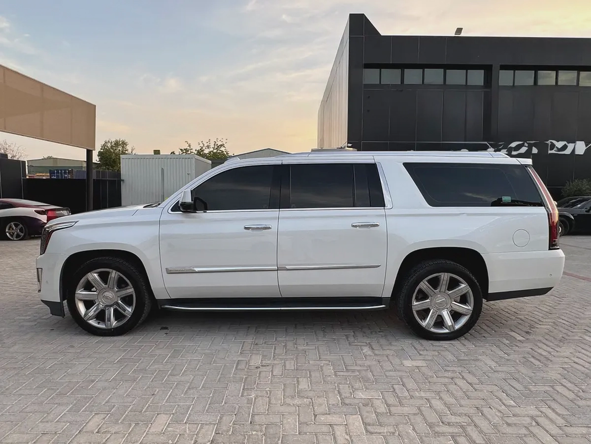 2017 Cadillac Escalade Premium Luxury Platinum - American Specs-0-0