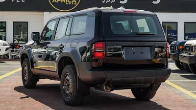 Toyota Prado PRADO URBAN 2.4 L PETROL 2025-14