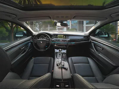 AED 1,800 P.M | BMW 5 SERIES | 520i |EXCLUSIVE | 2015 GCC | ORIGINAL PAINT-10