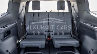 Toyota Land Cruiser VXR Toyota Land Cruiser VXR 3.5L Petrol AT MY2025-17