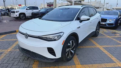 2023 Volkswagen ID.4 Pro - American Specs - Excellent Condition-1