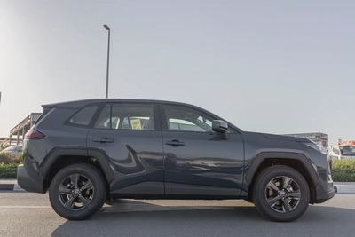 Toyota RAV4 LE | GCC Specs | V4 | FWD | 2.0L | 2026 (EXPORT)-6