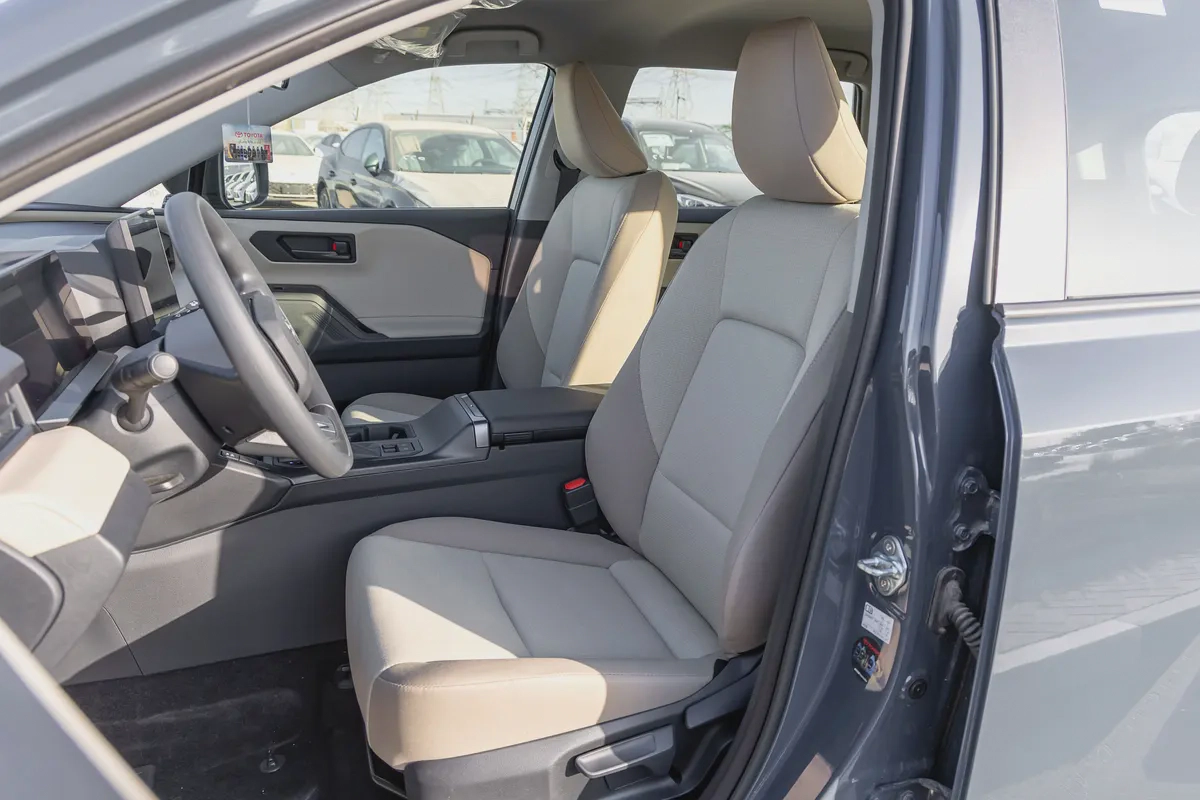 Toyota RAV4 LE | GCC Specs | V4 | FWD | 2.0L | 2026 (EXPORT)-9-9