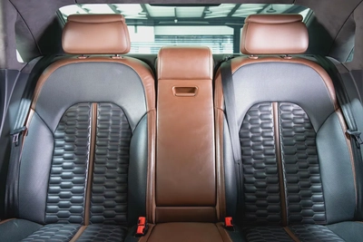 Audi S8-GCC-V8 Twin Turbo-AUDI Exclusive Interior Trim-22 Inch Rims-Very Well Maintained-13