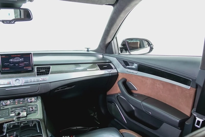 Audi S8-GCC-V8 Twin Turbo-AUDI Exclusive Interior Trim-22 Inch Rims-Very Well Maintained-15
