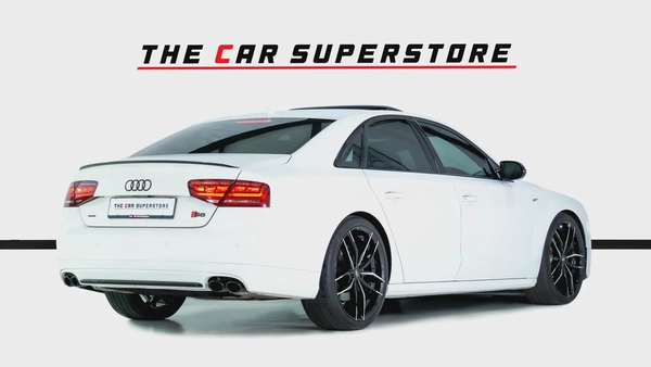 Audi S8-GCC-V8 Twin Turbo-AUDI Exclusive Interior Trim-22 Inch Rims-Very Well Maintained