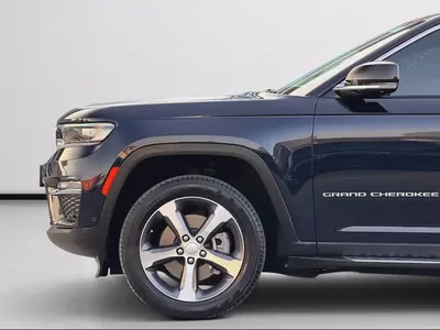 JEEP GRAND CHEROKEE LIMITED | FULL SERVICE HISTORY | 28,565 KM | 2024 GCC-19