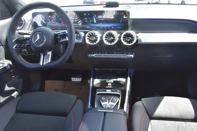 MERCEDES BENZ GLB250 AMG 4MATIC 2025 | WHITE-2