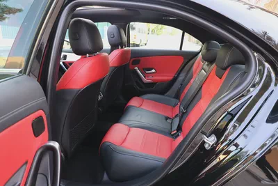A200 AMG - GCC SPECS - UNDER WARRANTY / SERVICE CONTRACT 105,000 KM FROM GARGASH - ACCIDENT FREE --16
