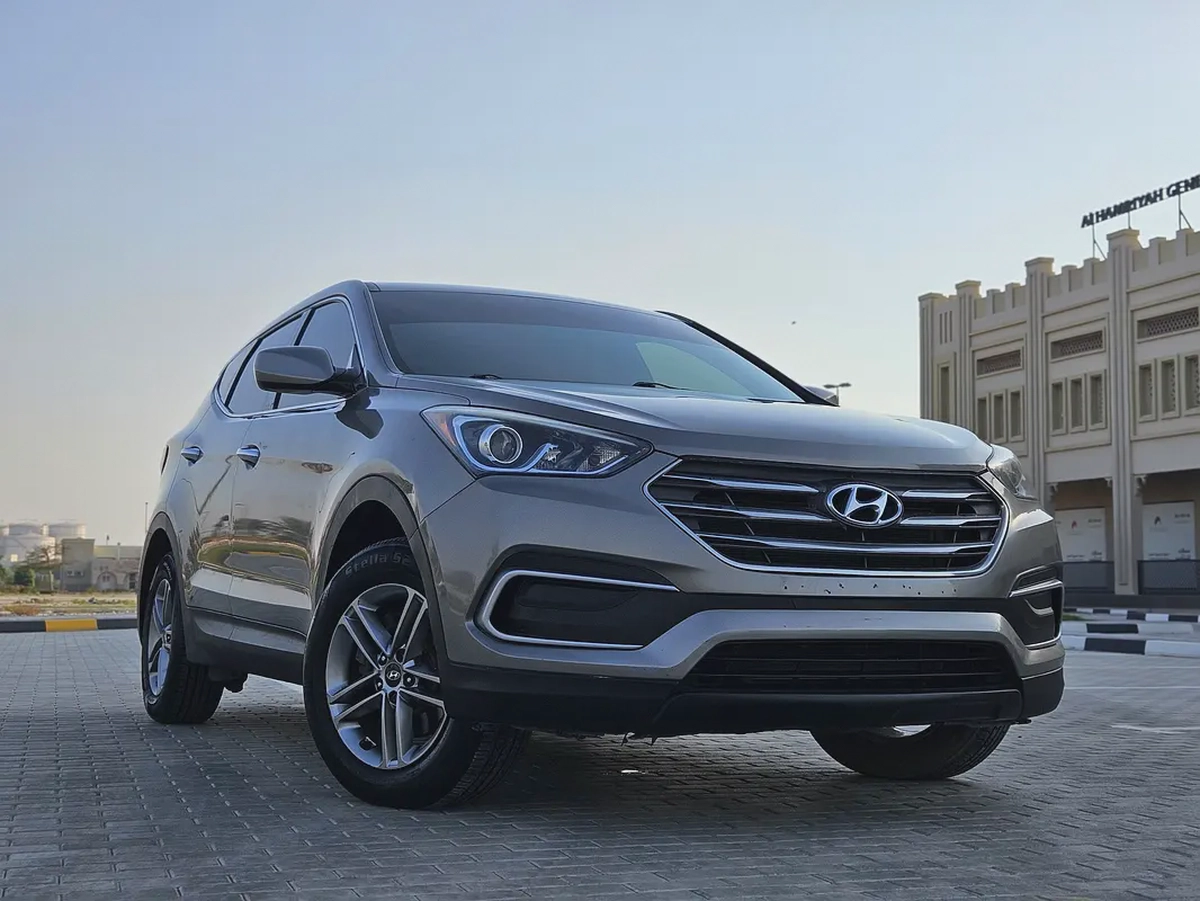 Hyundai Santafe 2018 US Sepc Clean Car 4 Cylinder Premium SUV With Low KM