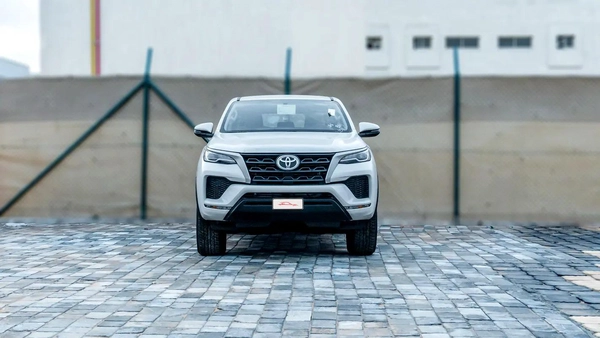 2026 Toyota Fortuner GX 4x2 2.7L Petrol AT - RWD