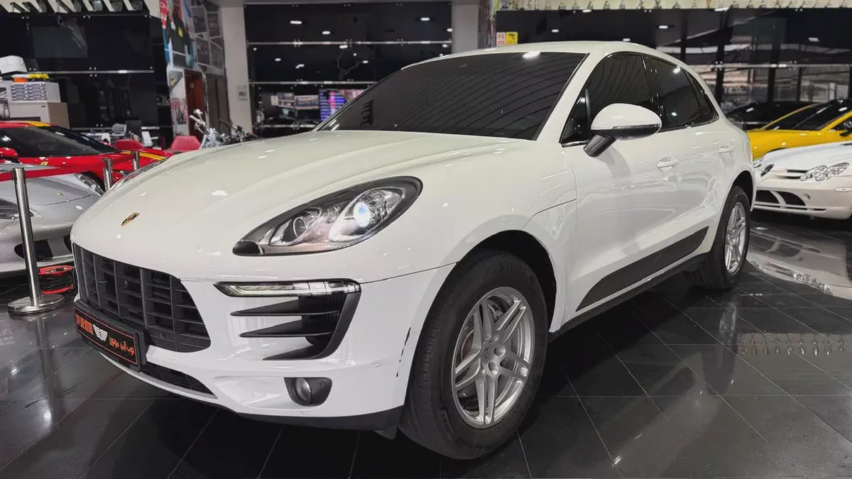 Porsche Macan S 2016 | GCC Specs | Low Mileage | Excellent Condition