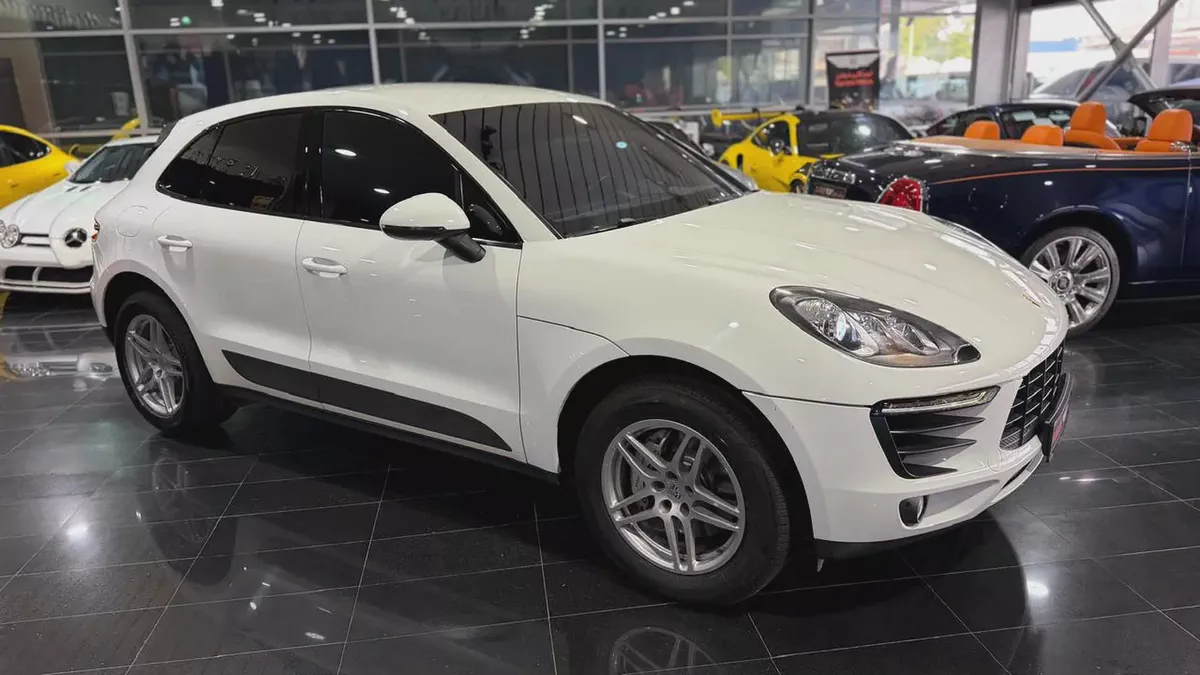 Porsche Macan S 2016 | GCC Specs | Low Mileage | Excellent Condition-1-1