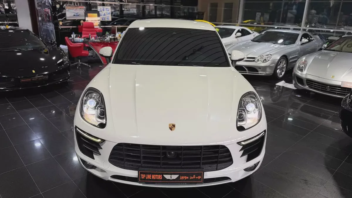 Porsche Macan S 2016 | GCC Specs | Low Mileage | Excellent Condition-2-2