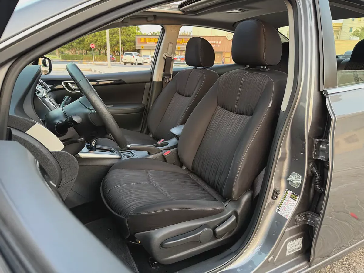 NISSAN SENTRA MODEL 2017 FULL OPTION VERY CLEAN CAR-15-15