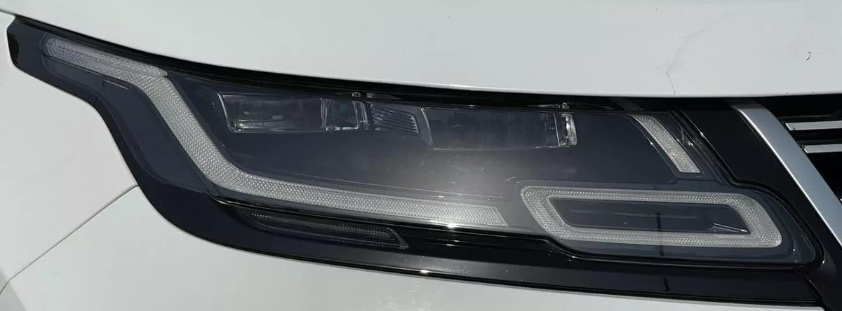 Land Rover Range Rover Velar SE P250 R-Dynamic SE 2.0L AL TAYER MOTORS-15-0