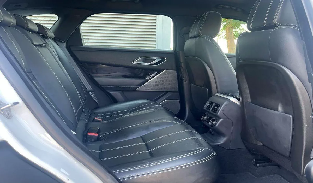Land Rover Range Rover Velar SE P250 R-Dynamic SE 2.0L AL TAYER MOTORS-19-0