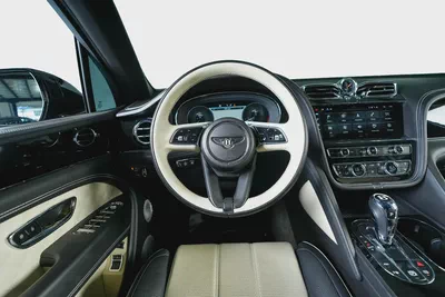 Bentley Bentayga S-V8-Mulliner Style-22inch Rims-Sport body-Well maintained-Sport Exhaust-13