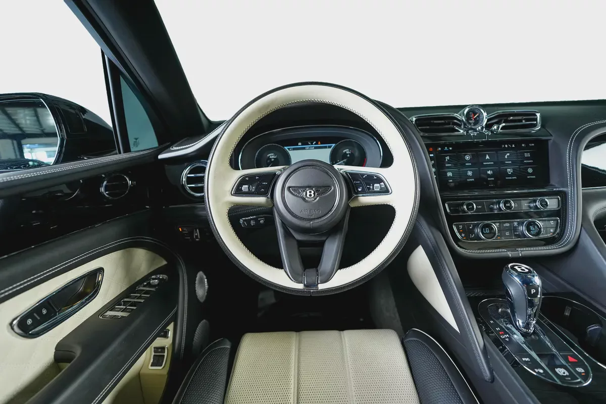 Bentley Bentayga S-V8-Mulliner Style-22inch Rims-Sport body-Well maintained-Sport Exhaust-13-13